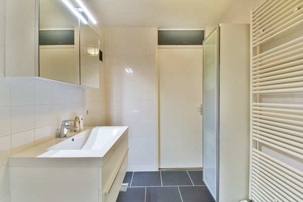 Medium property photo - Ladogameerhof 113, 1060 RE Amsterdam